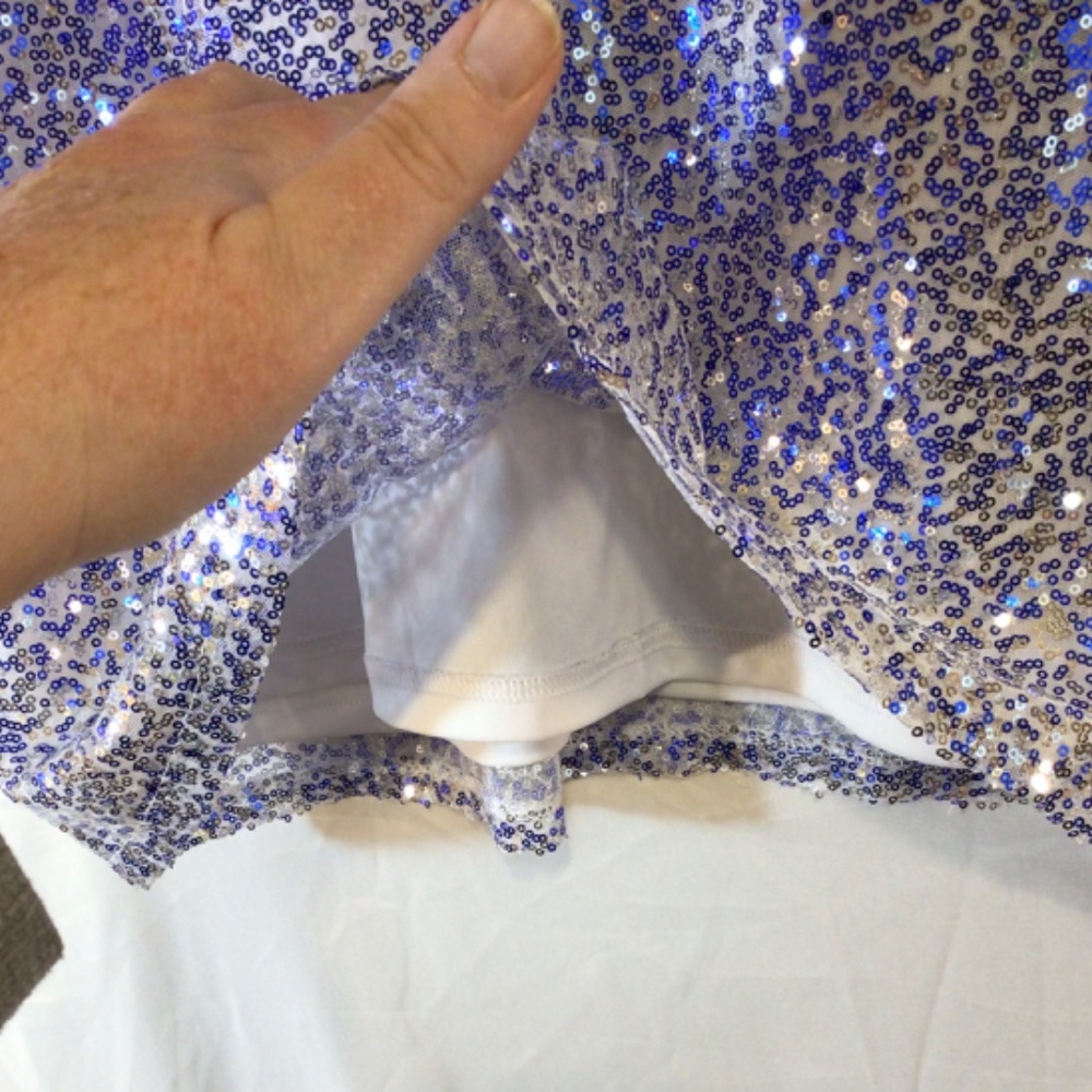 New York and company women’s sequin top blue size Large holiday sparkle glitter - Picture 5 of 9
